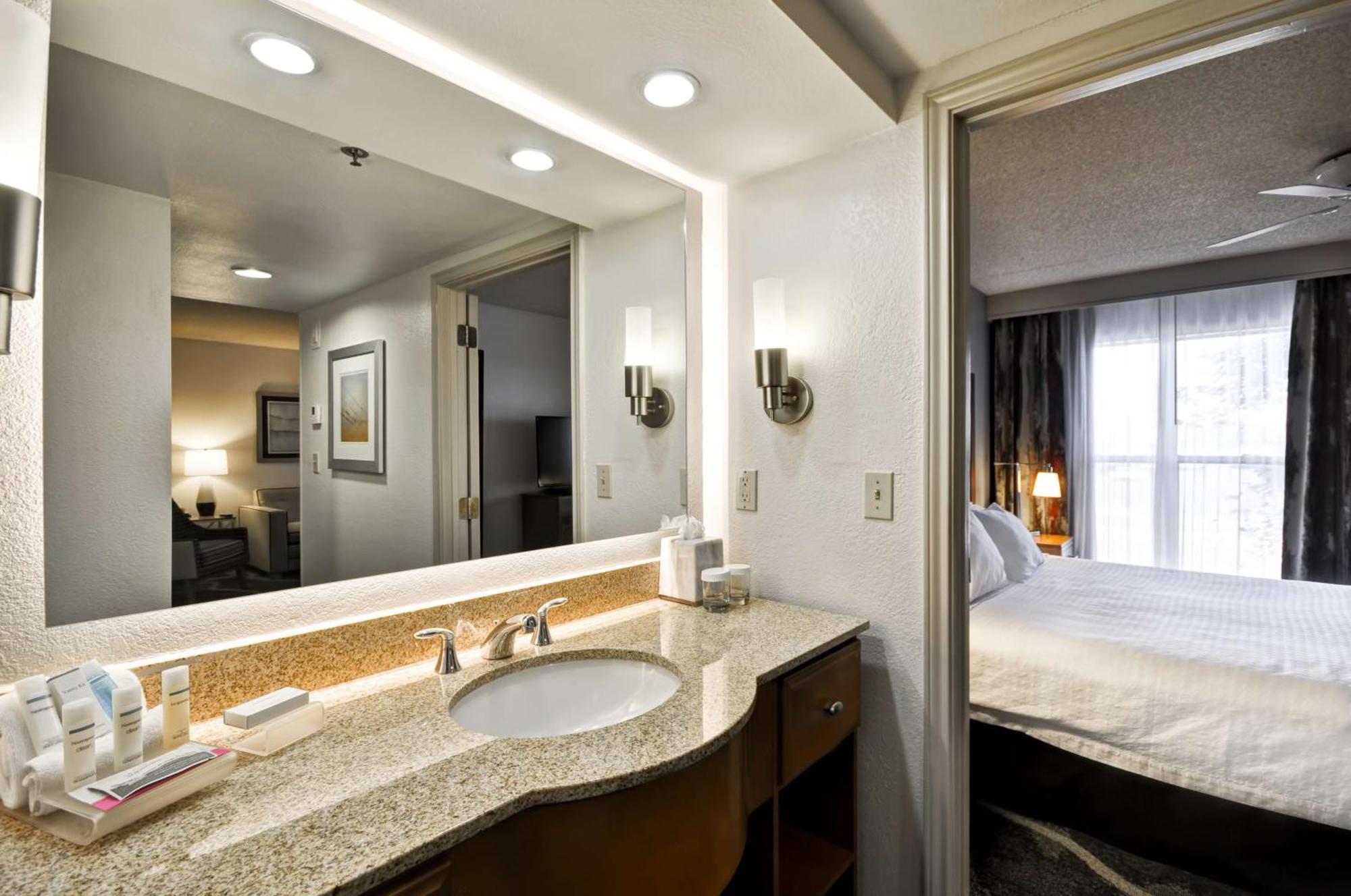Homewood By Hilton Phoenix-biltmore Hotel Phoenix
