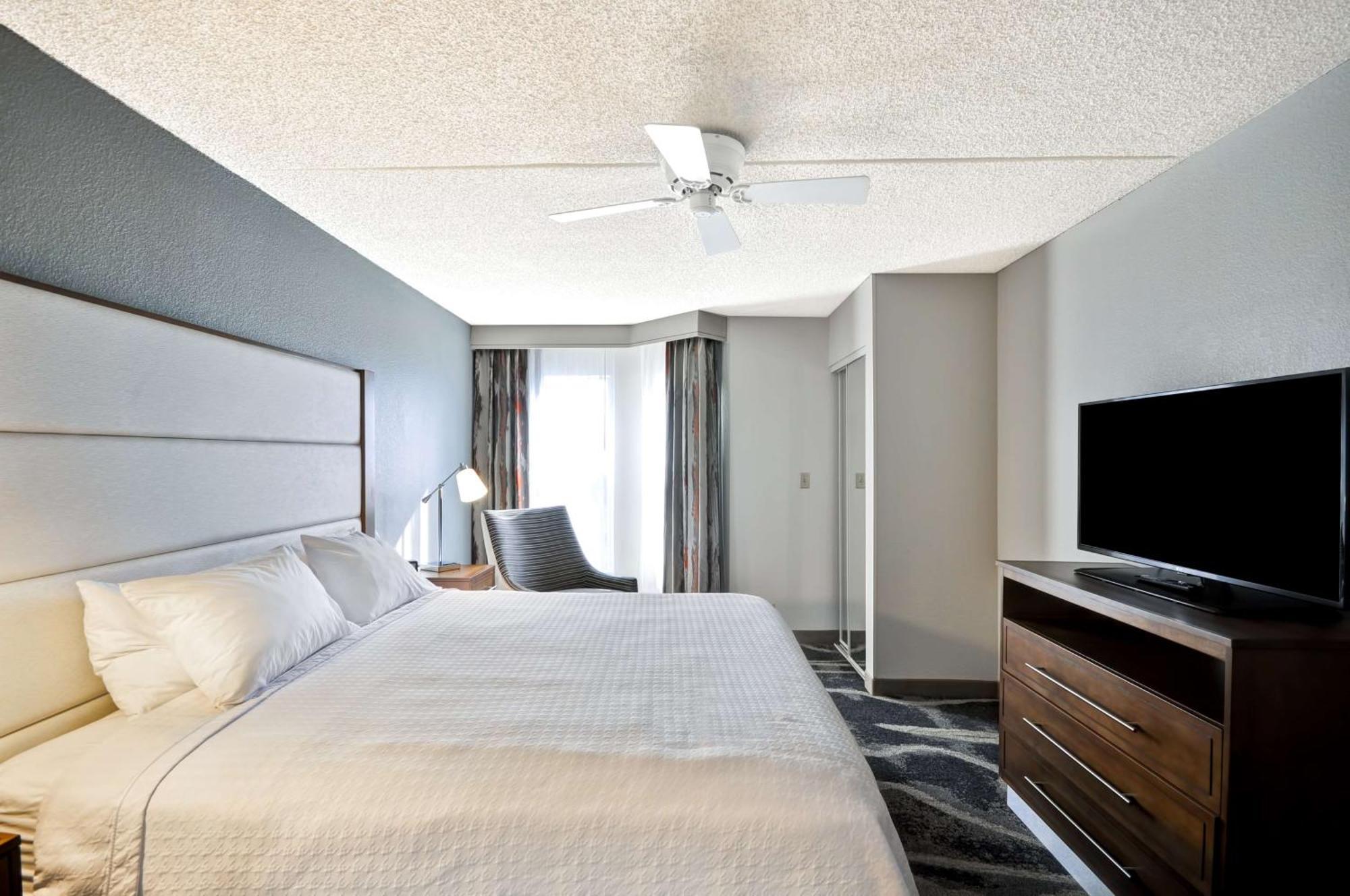 Homewood By Hilton Phoenix-biltmore Hotel Phoenix