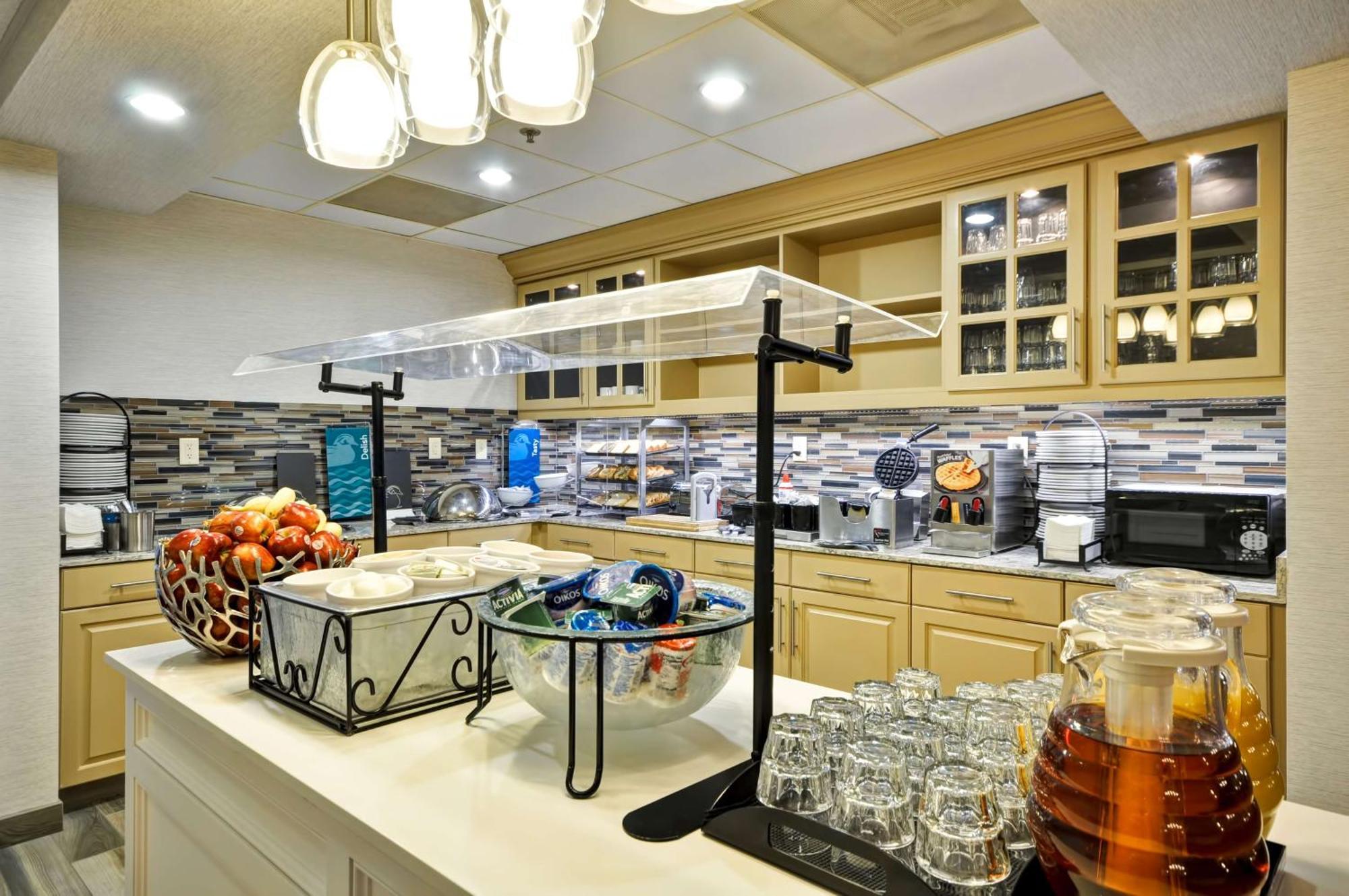 Hotel Homewood By Hilton Phoenix-biltmore Phoenix